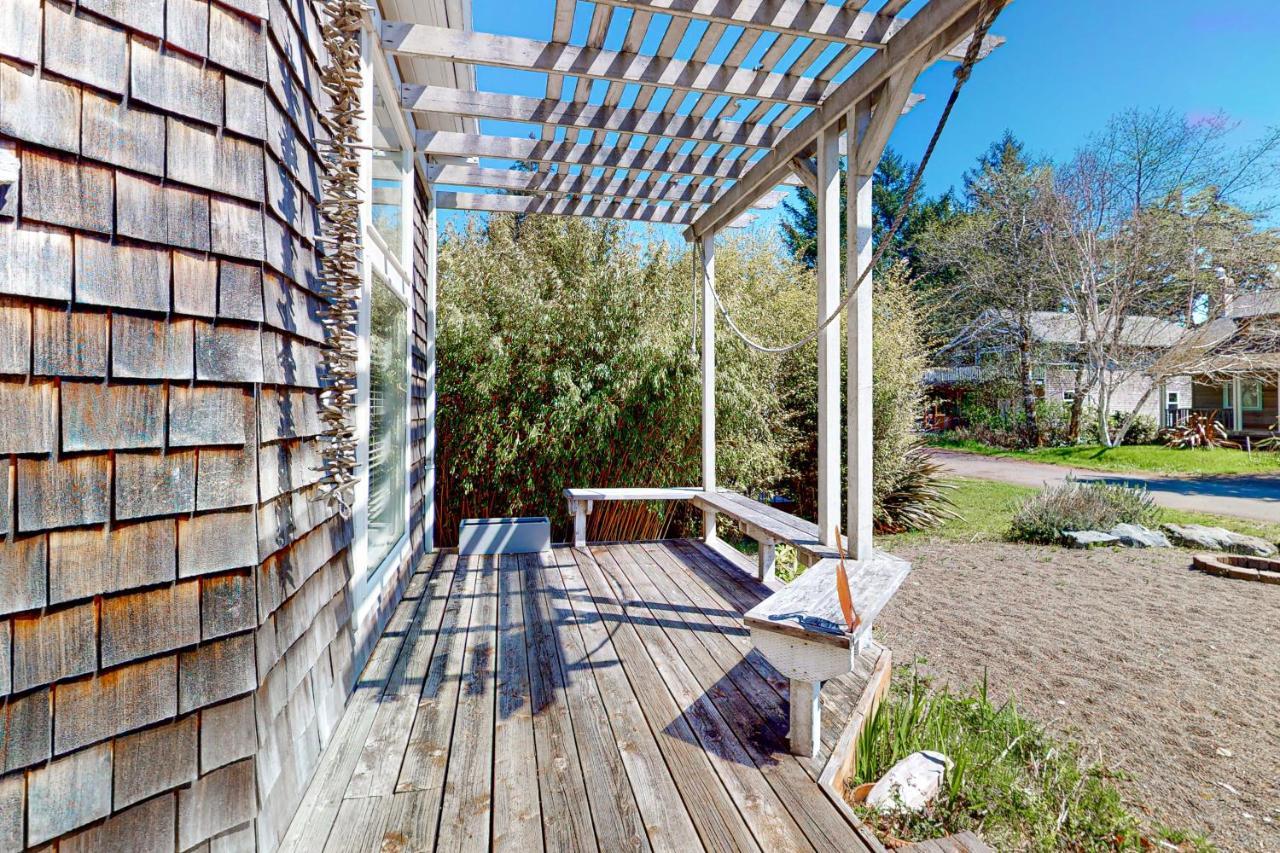 Castaway Cabin Manzanita Eksteriør billede